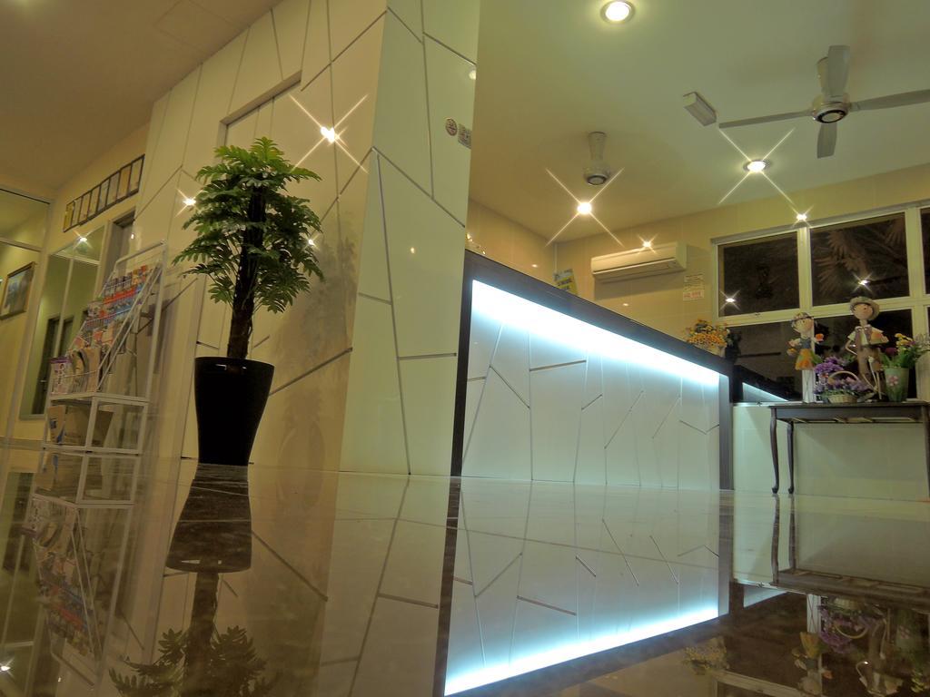 Hotel Seri Nilai Exterior photo