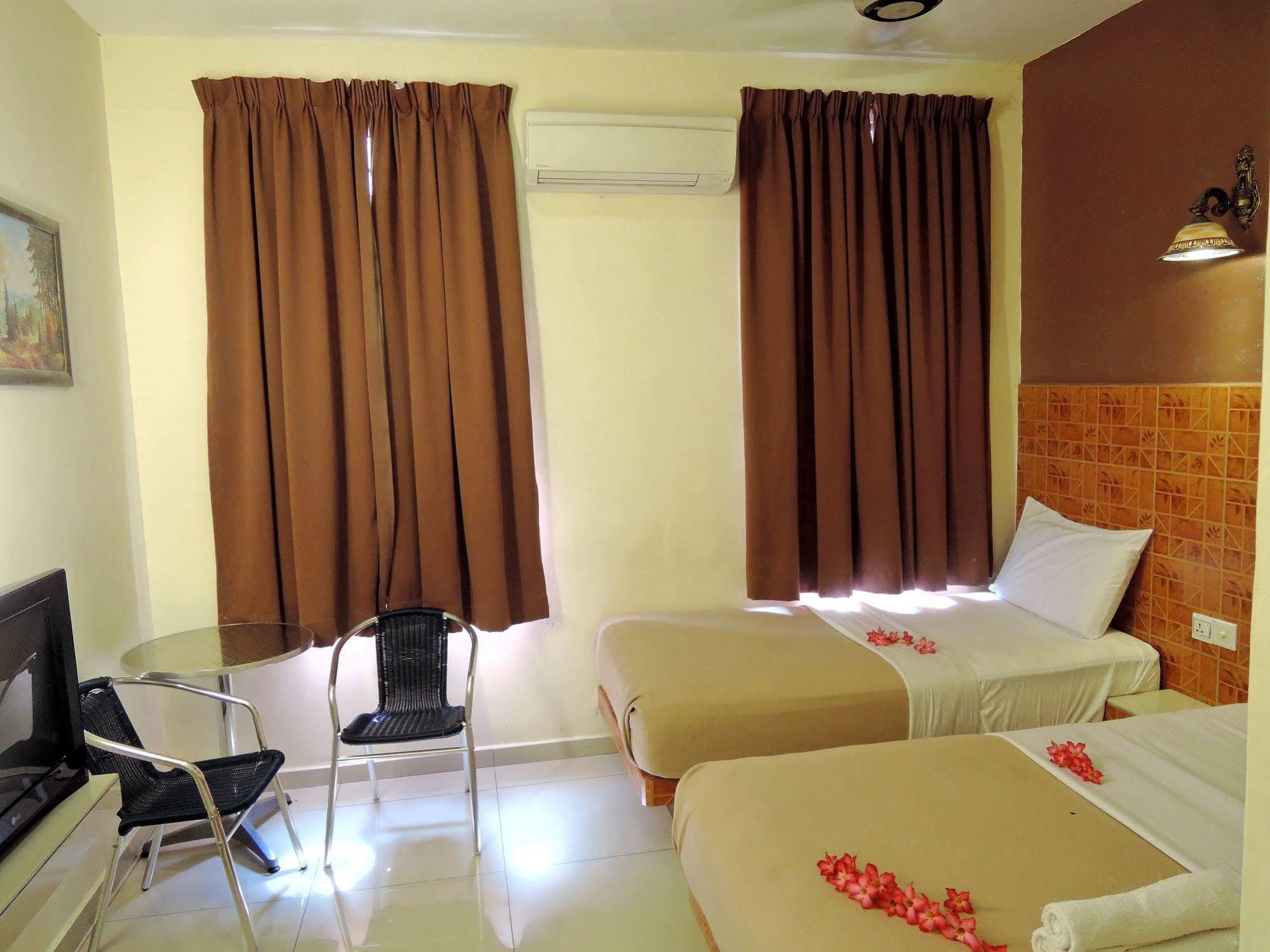 Hotel Seri Nilai Exterior photo